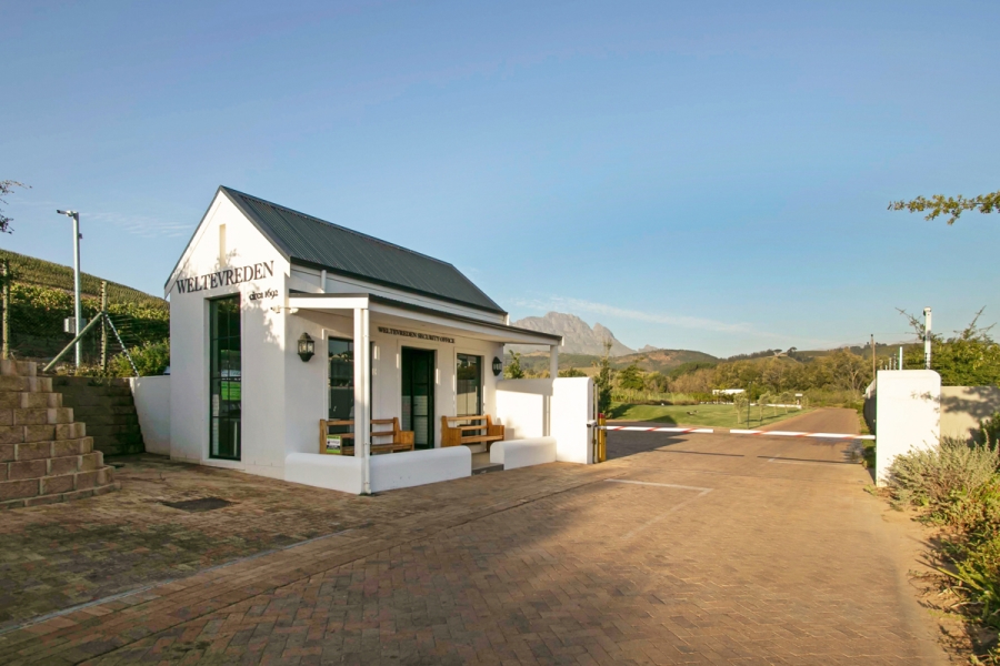 4 Bedroom Property for Sale in Weltevreden Hills Estate Western Cape